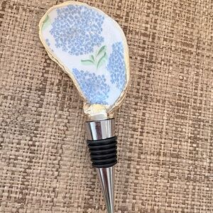 Blue Hydrangea Oyster Shell Wine Bottle Stopper